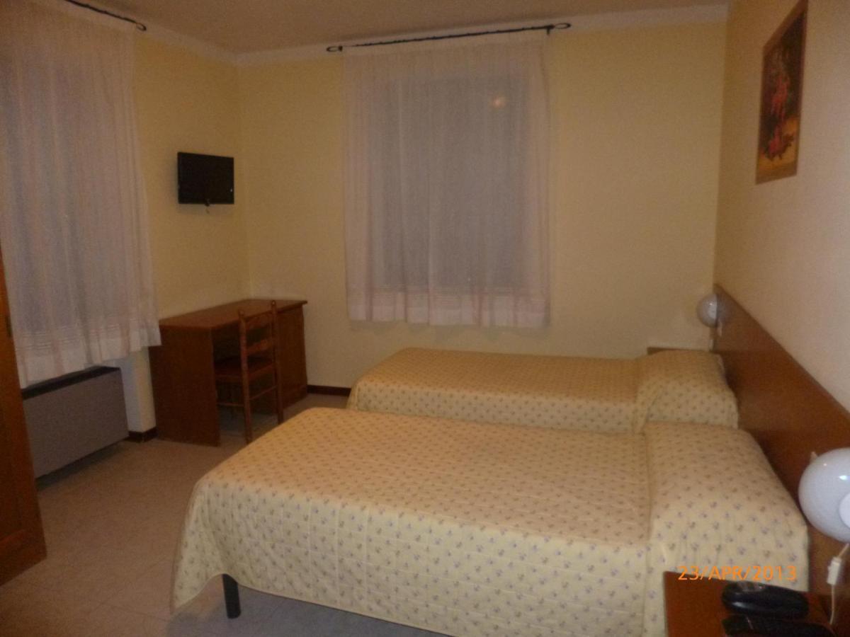Albergo La Foresteria Бетоле Стая снимка